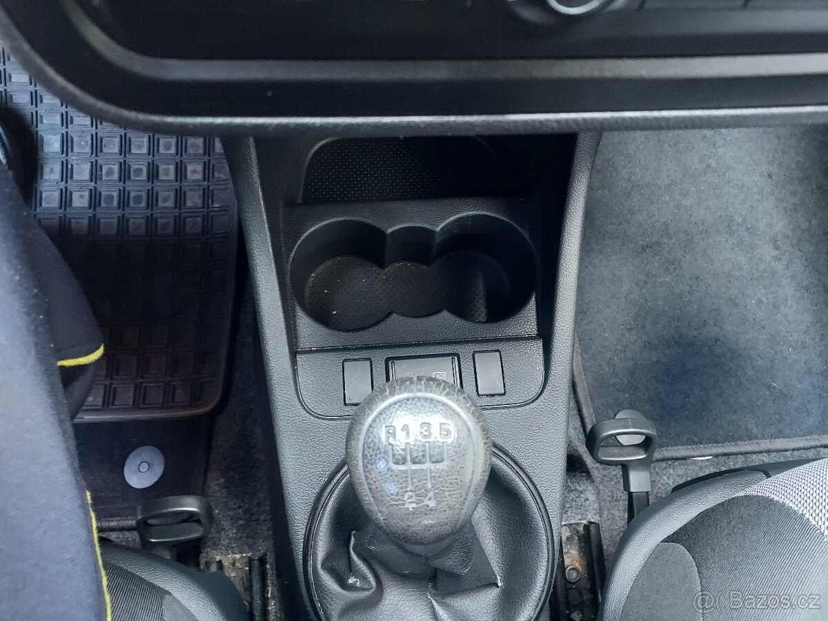 Škoda Fabia Combi 1.2 HTP - 13