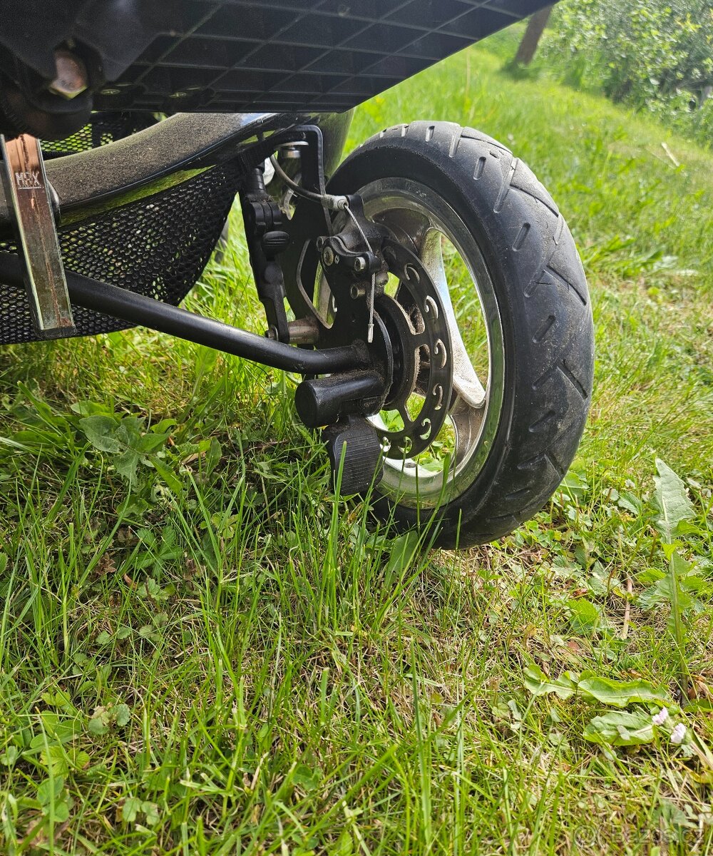 Zdravotní kočárek Stingray R82 - 13