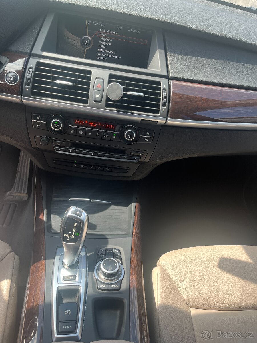 BMW X5 4.0D E70 - 13
