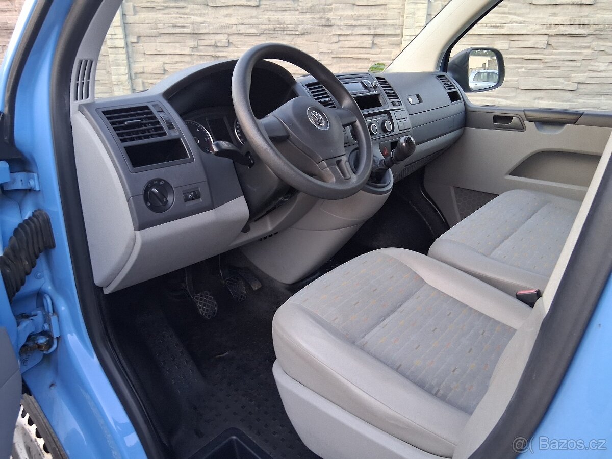 VW Transporter T5 facelift - 13