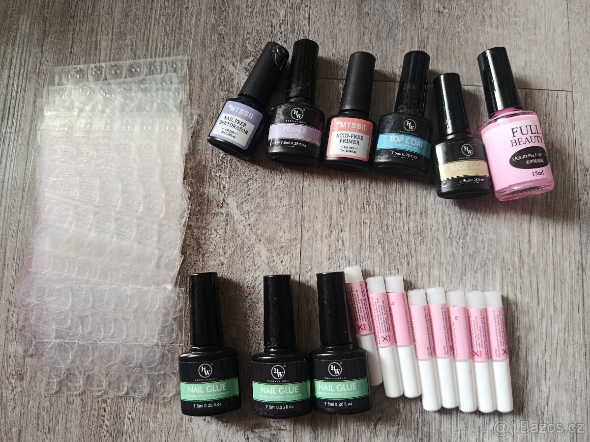Věci na nehty - 13