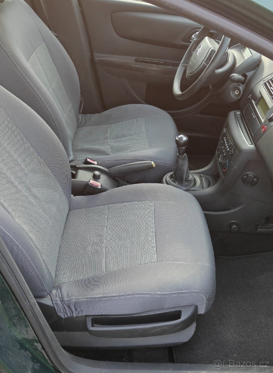 Citroën C4 1.4 16V - 13