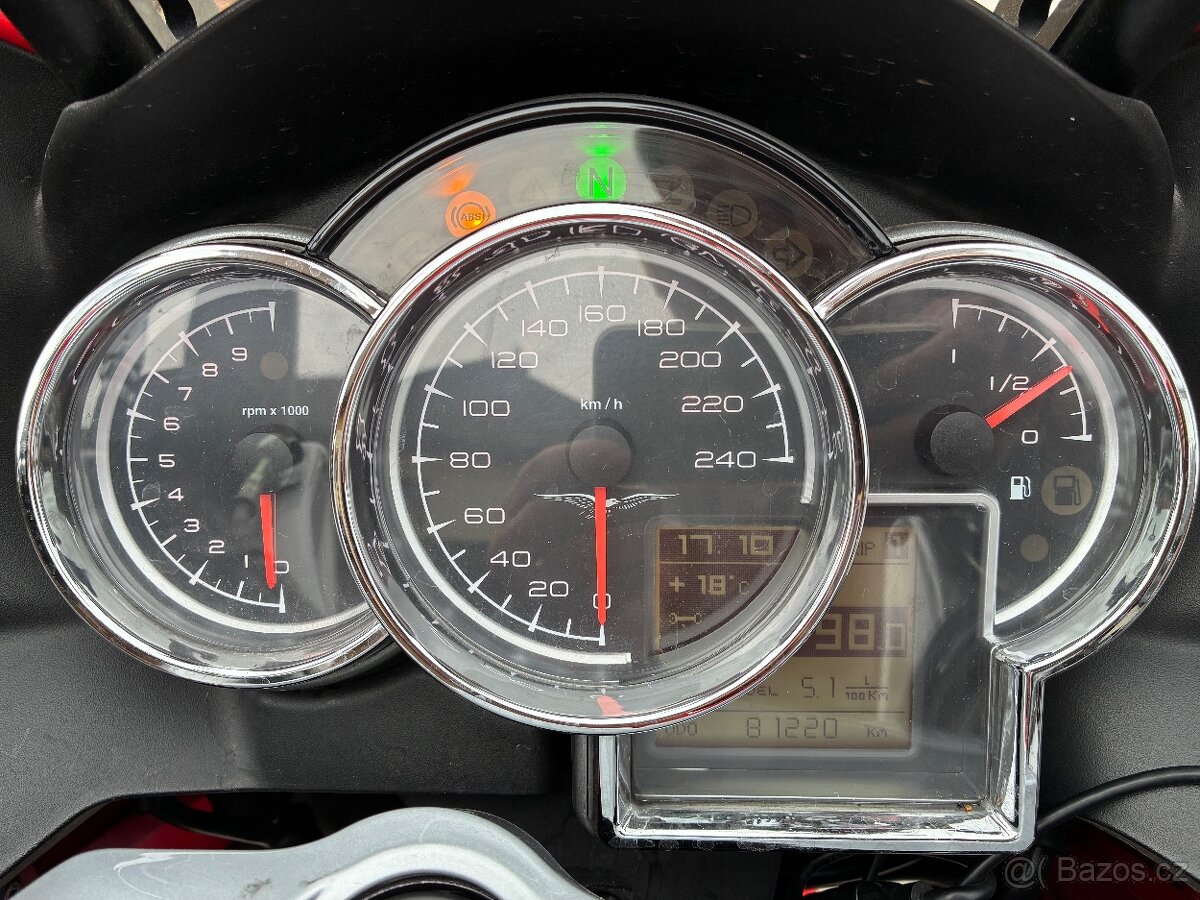 Moto Guzzi Norge 1200 - 13