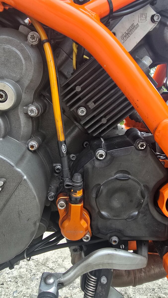 KTM 990 SMR - 13