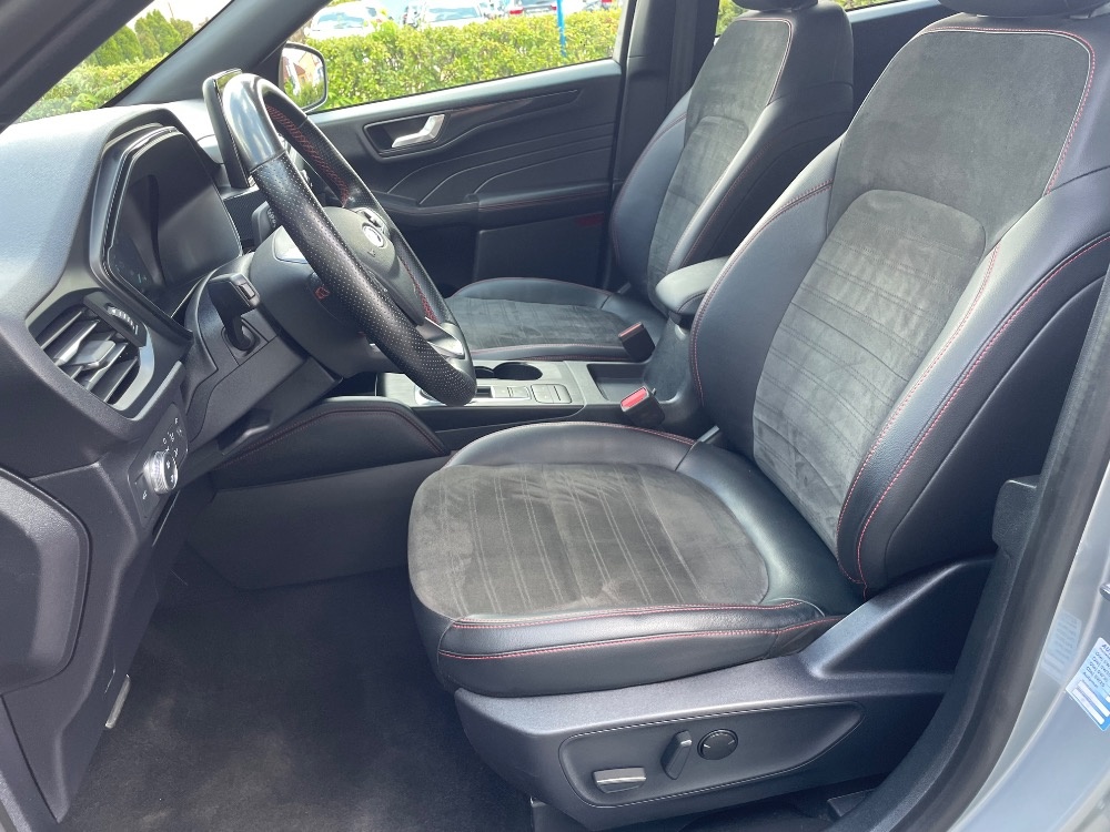 FORD KUGA Hybrid - 13