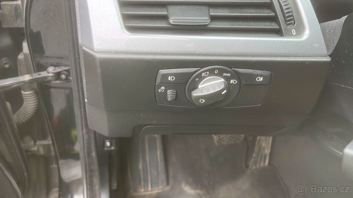 Prodam BMW 525xD, rok 2009 - 13