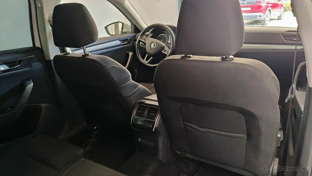 Prodám Škoda Superb 3combi facelift - 13