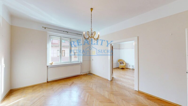 Prodej rodinného domu 212 m2, pozemek 122 m2, Libušina, Roud - 13