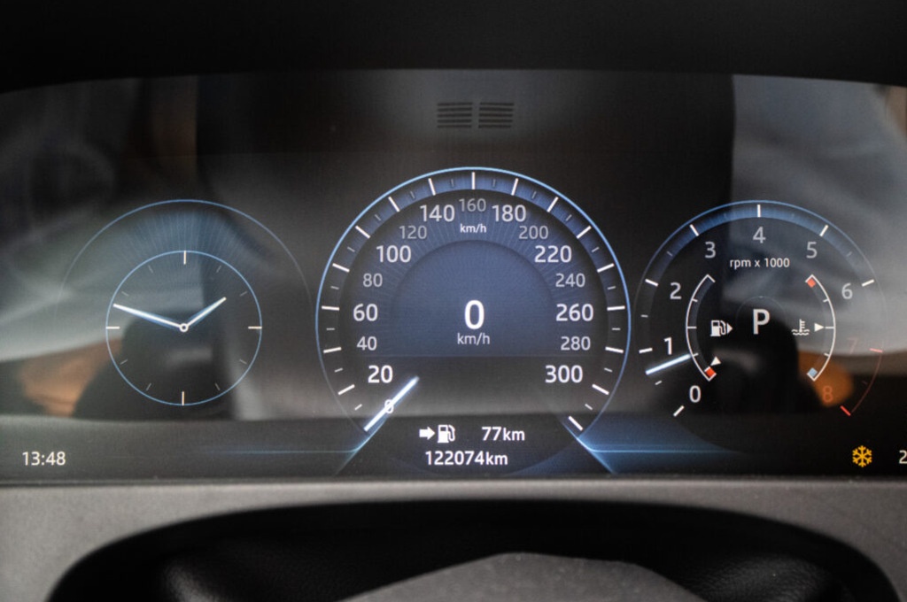 Jaguar XF 177kW (2017) - 13