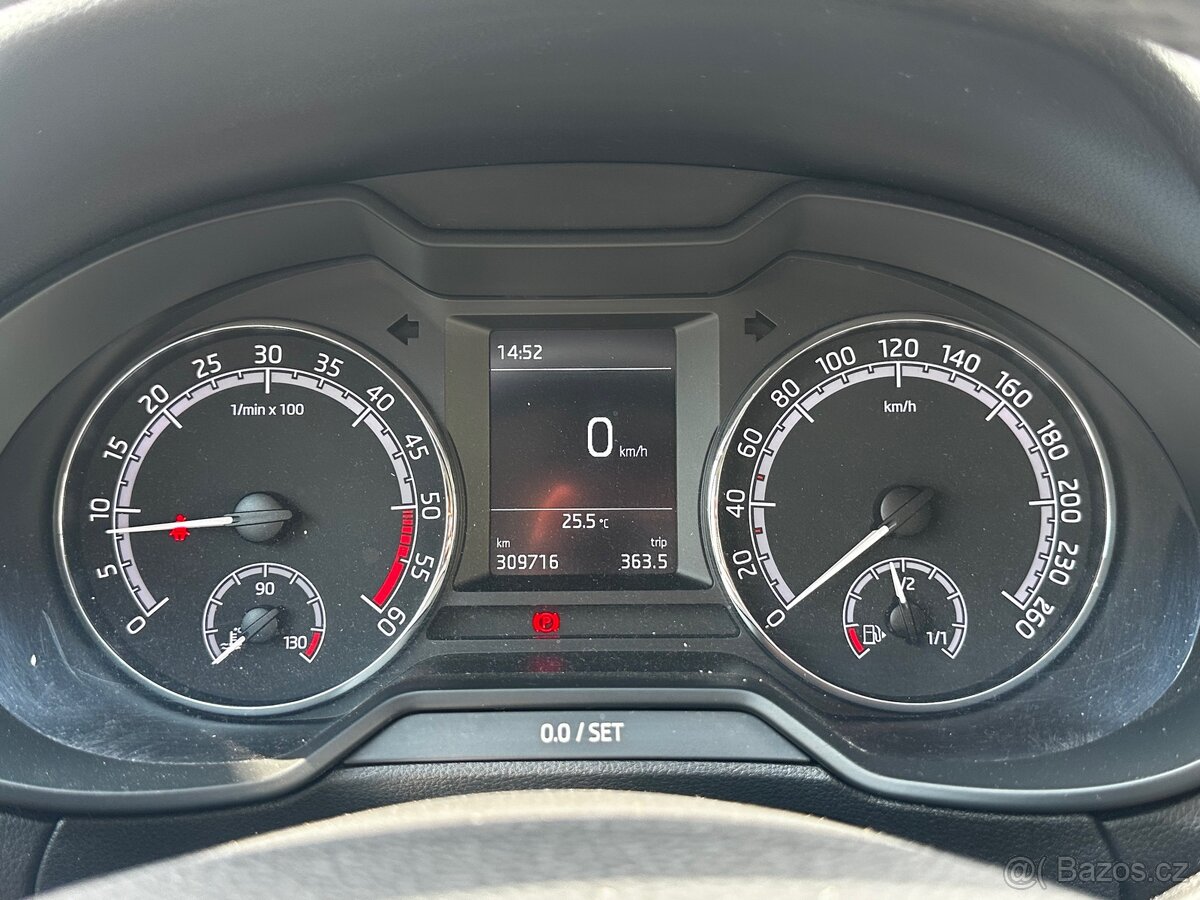 Škoda octavia 3 2.0tdi 110kw facelift - 13