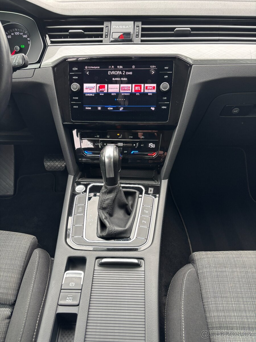 Volkswagen Passat 1.5 TSi 110kW 1 Majitel DSG - 13