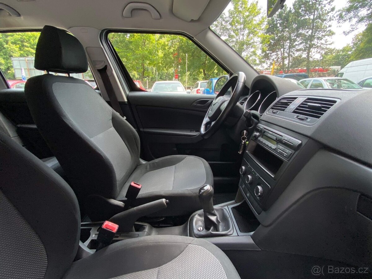 Škoda Yeti 1.8 TSI 118kW 4x4 tažné klima 2012 nové ČR - 13
