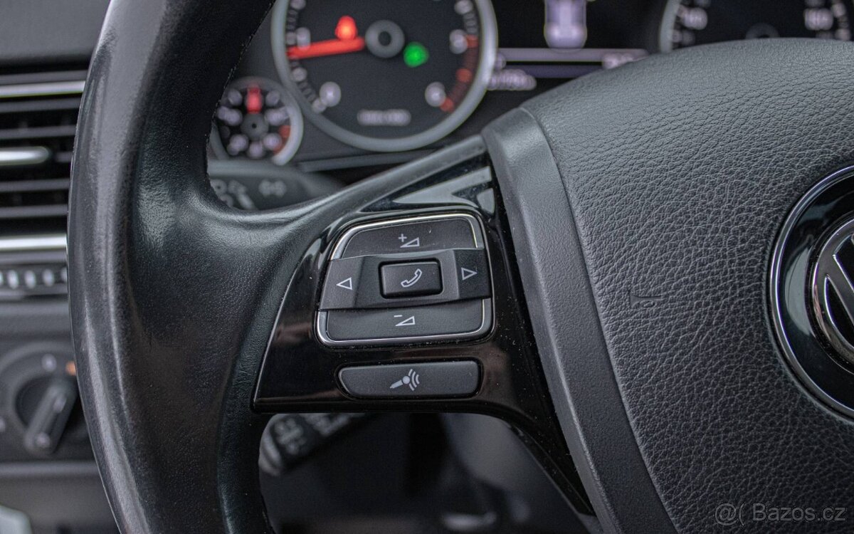 VW Touareg II 3.0 V6 TDI BMT 4MOTION Mountain - 13