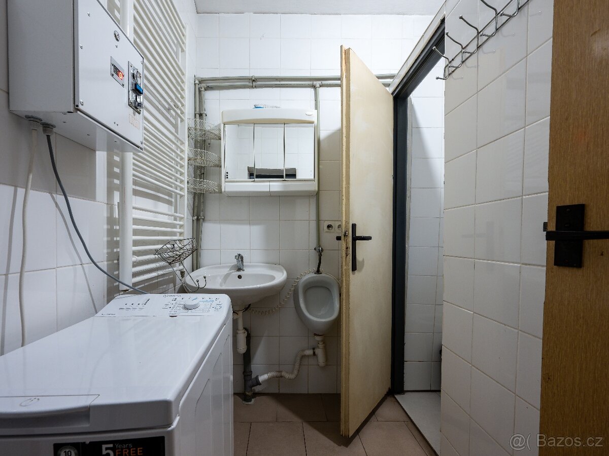 Rozsáhlá usedlost 4510 m² – Bohumileč - 13