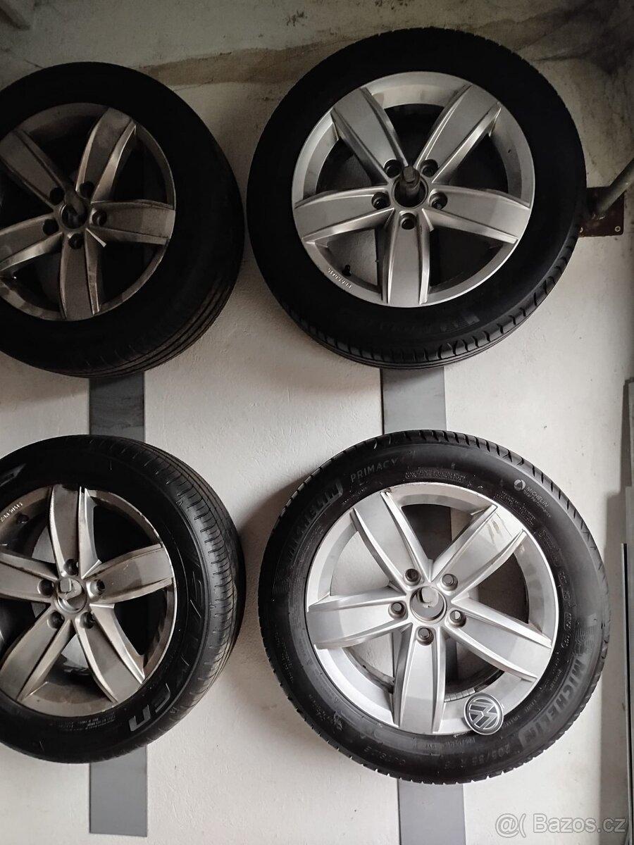 Volkswagen Touran 2.0TDI - 13