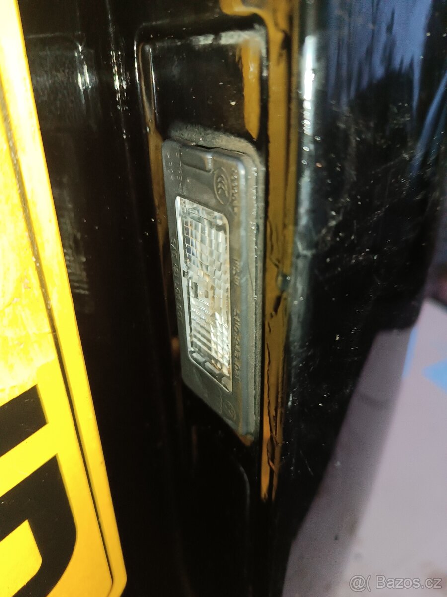 VW Golf 5 combi ,variant - páté dveře, víko kufru - 13