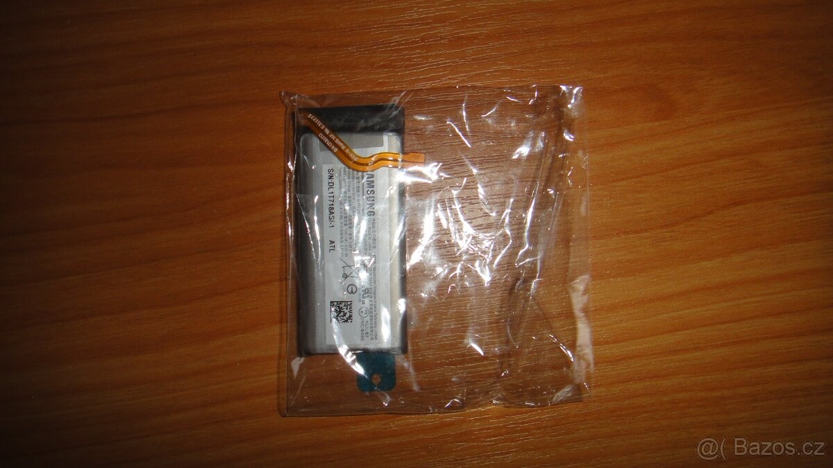 Samsung Galaxy Flip 4 - 13
