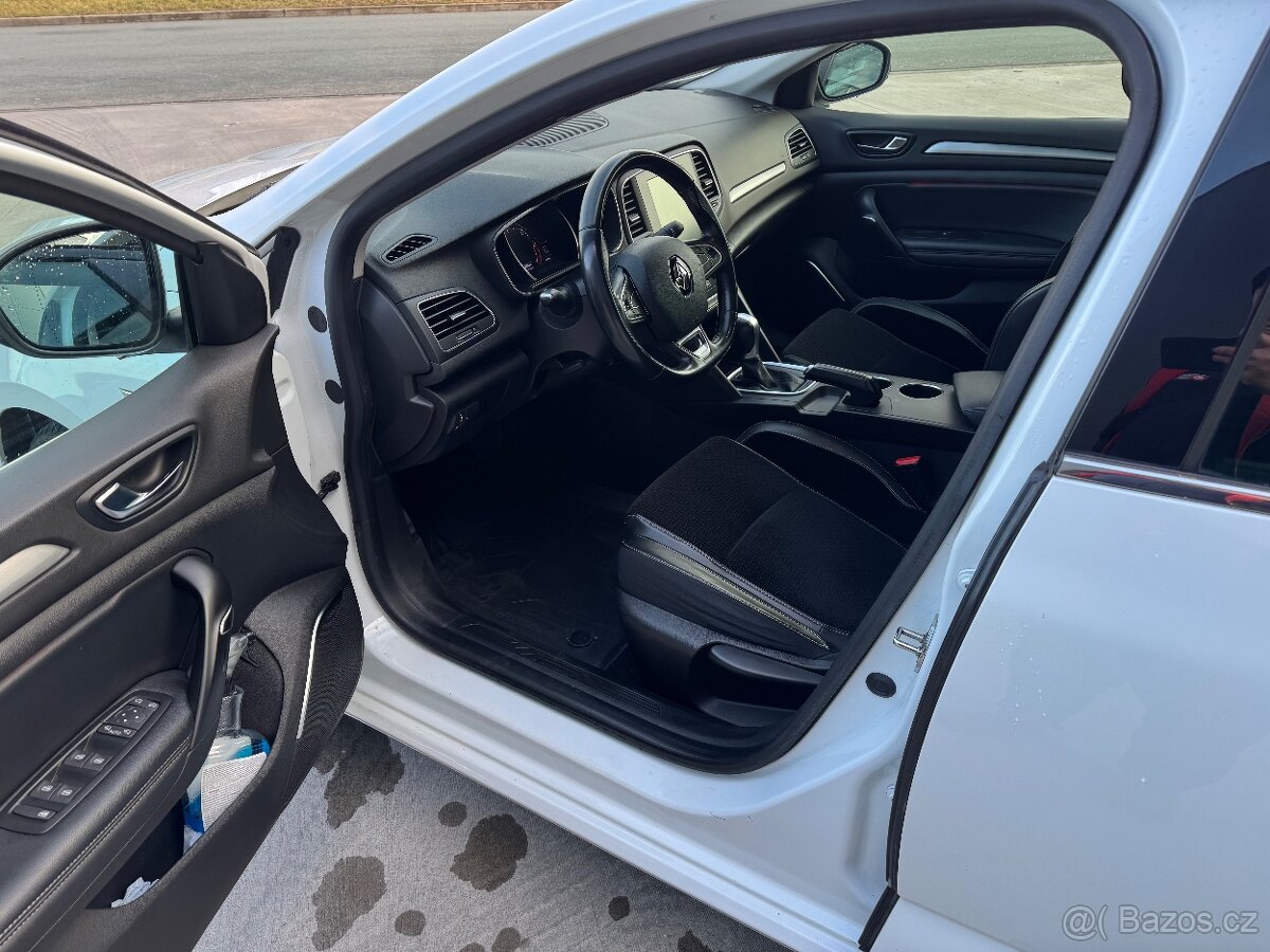 Renault Megane lV 1,5DCI - 13
