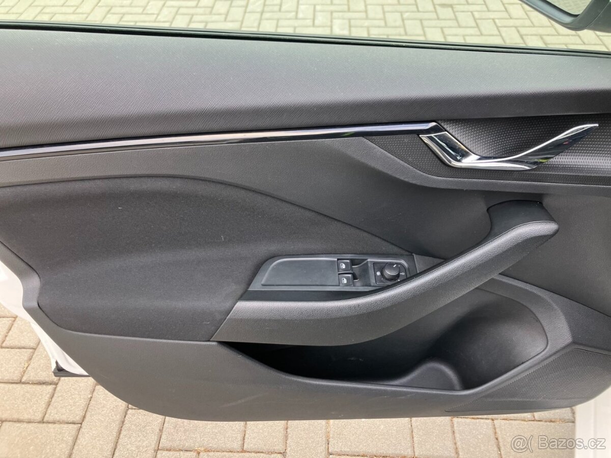 Škoda Scala 1.0TSI 70kW AMBITION / MODEL 2023, NOVE CZ/ - 13