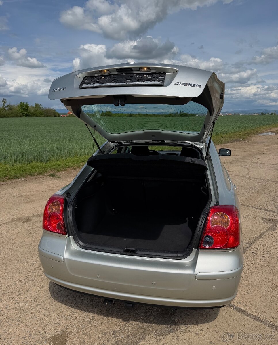Toyota Avensis 1.8. VVT-i - 13