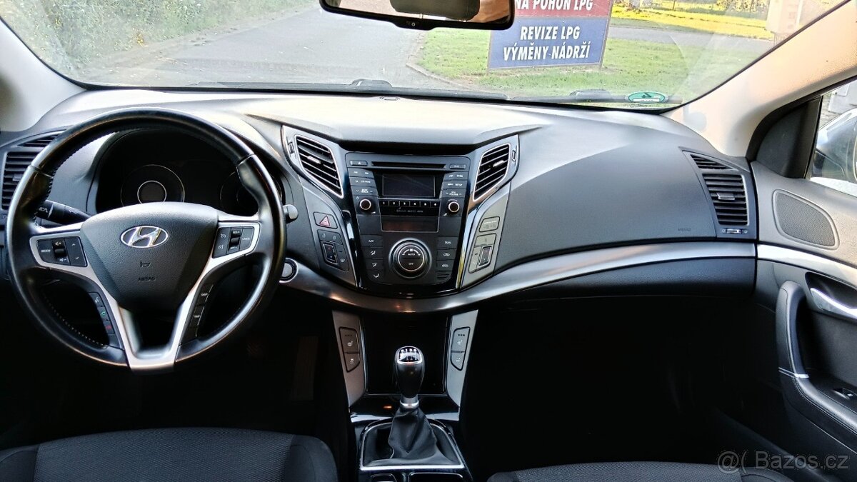 Hyundai i40 1.7 D 100KW - 13