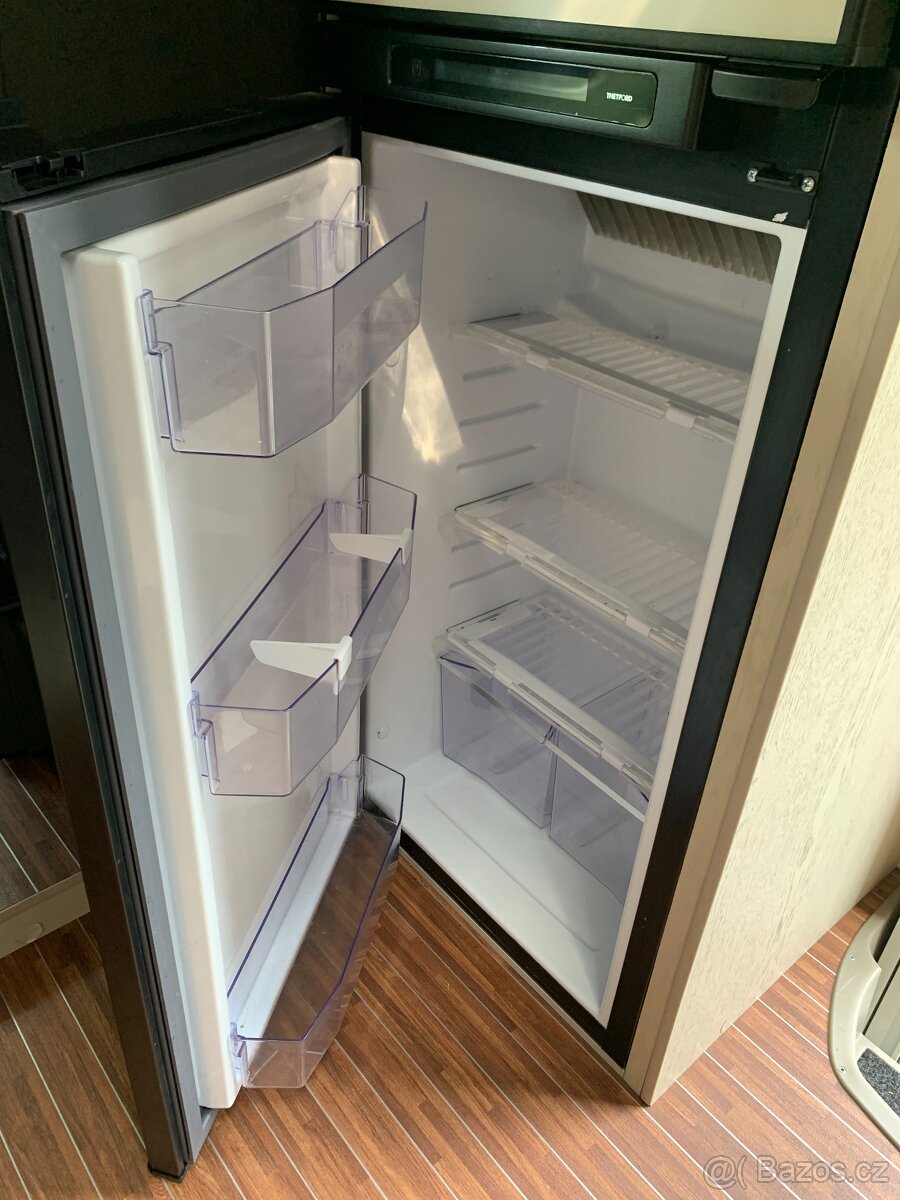 Půjčovna Obytný vůz, obytka Rimor 4-5os, Mnichovice u Říčan - 13