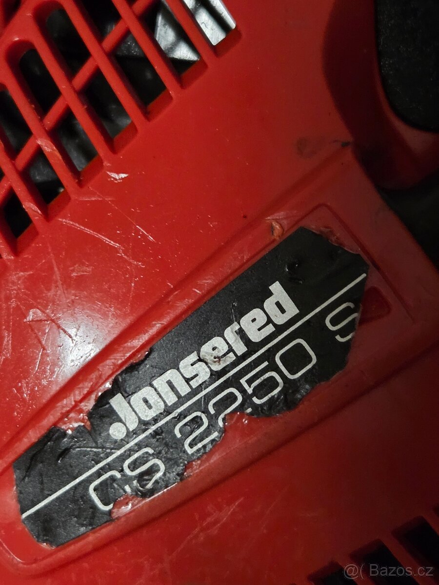 Jonsered CS2250S motorova pila v top stavu - 13