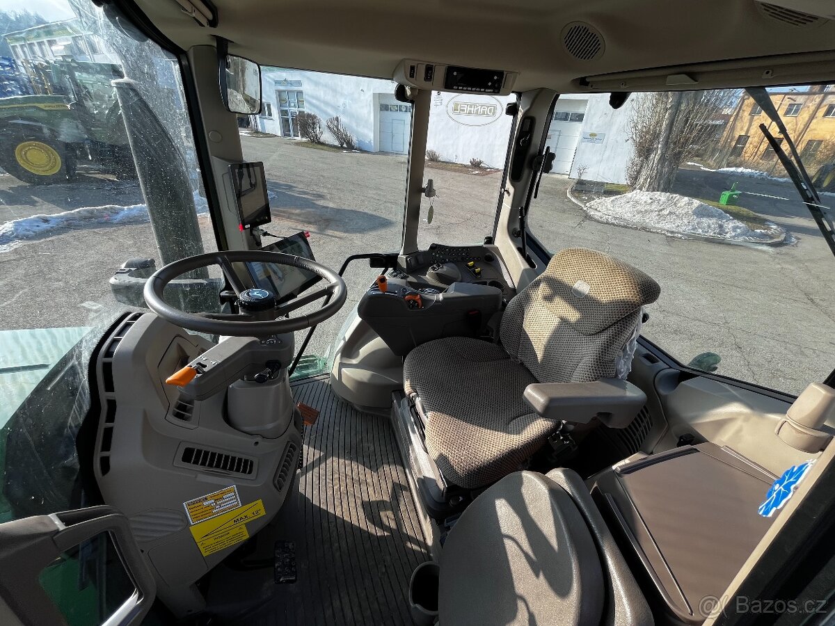 traktor John Deere 6M 220 - 13