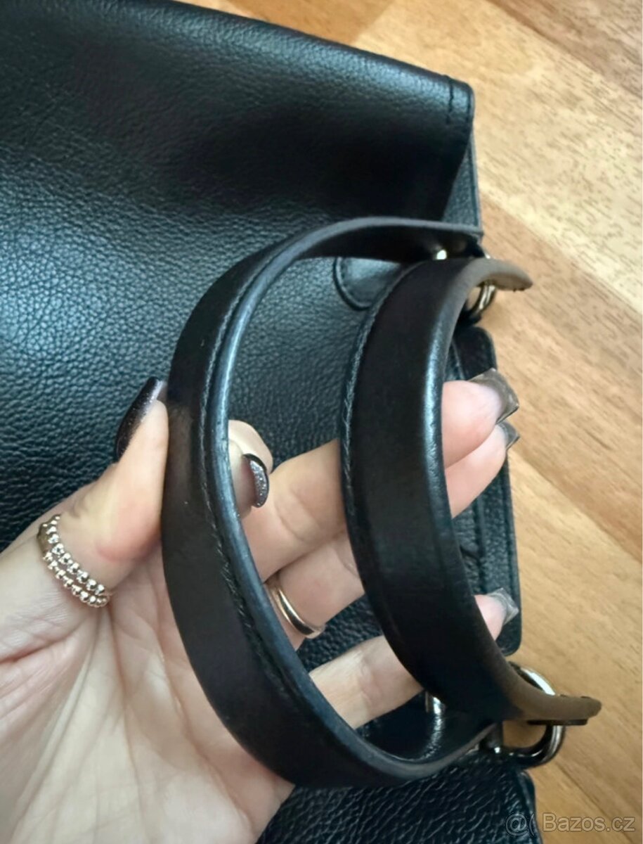 Kožená kabelka Emporio Armani - 13