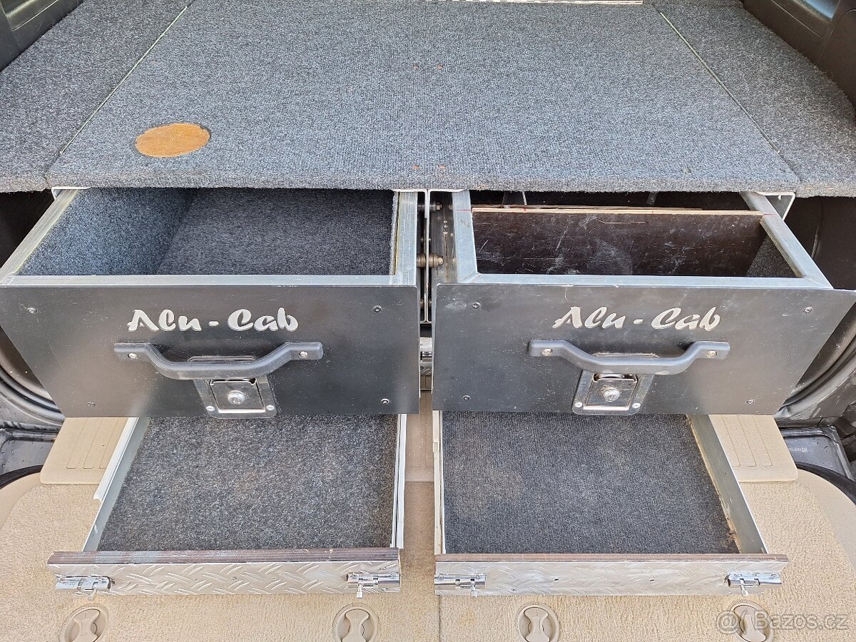 Toyota Land Cruiser 200 4.5 V8 D-4D - 13