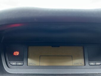 Citroën Grand C4 Picasso 1.6HDI 80kW 2007 AUTOMAT / SERVISKA - 13