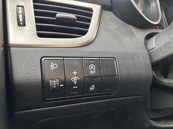 Hyundai I30 1.6 CRDI 81kW Kombi, 2017, Původ ČR, DPH - 13