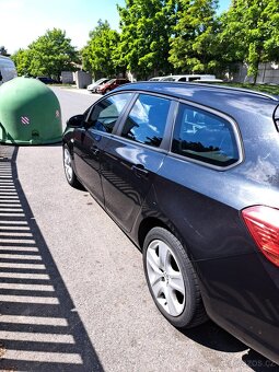 Prodám Opel Astra Combi - 13