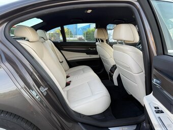 BMW 730d F01 190kW xDrive 2013 | DPH, ČR, headup, 360 kamera - 13