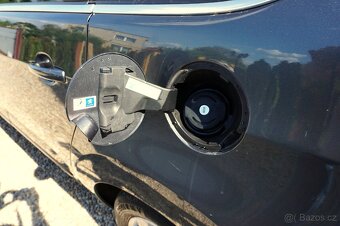 PEUGEOT 5008 1,6 THP 2010 119000KM CZ - 13