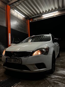Kia ceed 1.6crdi 85kw 2011 - 13