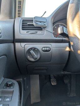 Volkswagen golf 5 1.9TDI 2006 - 13