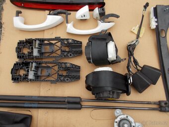 Škoda Fabia III kombi 1.0 70kw náhradní díly - 13