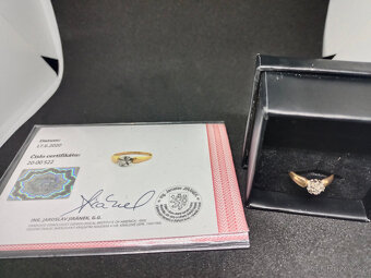 Zlatý prsten s diamanty; 2,28g, 57mm, certifikát - 13