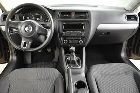 Prodám VW Jetta 2012 1.2TSi 77kw - 13