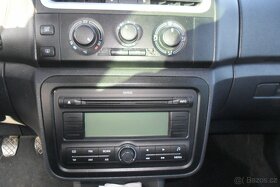 Škoda Fabia com. 2, 1.4i16V/63kW, r. 2008, 153.400km - 13