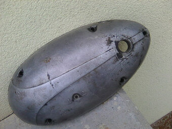 Jawa 250 Pérák František Janeček - ND:nádrž,kryty motoru.... - 13