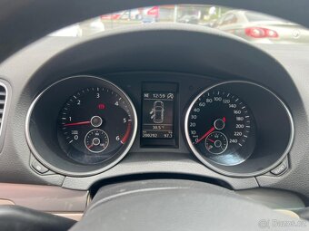 Volkswagen Golf - 13