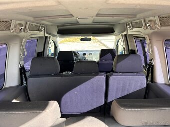 Volkswagen Caddy Maxi 2.0 TDI Life, 7 míst - 13