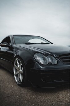 Mercedes Benz CLK - 13