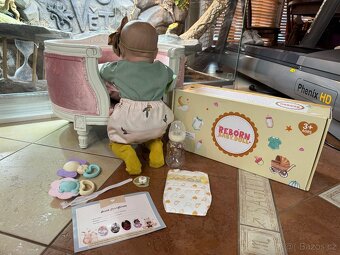 REALISTICKÁ PANENKA S ČELENKOU N.O.V.Á. - 13