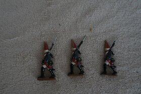 CÍNOVÍ VOJÁČCI - cínové figurky - 13