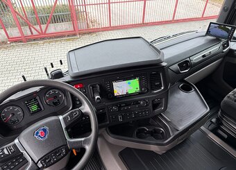 Scania R500 6x2 - hákový nosič kontejnerů - 13