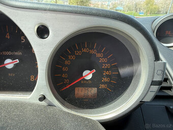 Nissan 350z - 13
