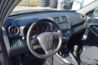 ►►Toyota RAV4 2.2 D-4D 110KW Lux 4x4•WEBASTO REZERVACE◄◄ - 13